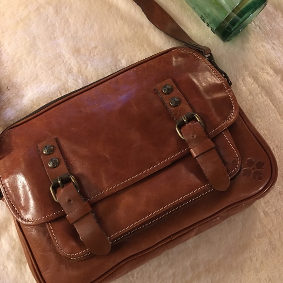 Patricia Nash-Camel/crossbody Genuine Leather. - Picture 4 of 12